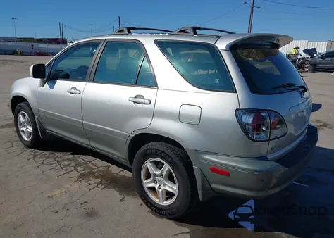 2001 Lexus Rx 300 z USA, uszkodzony, nr VIN JTJHF10U910173153